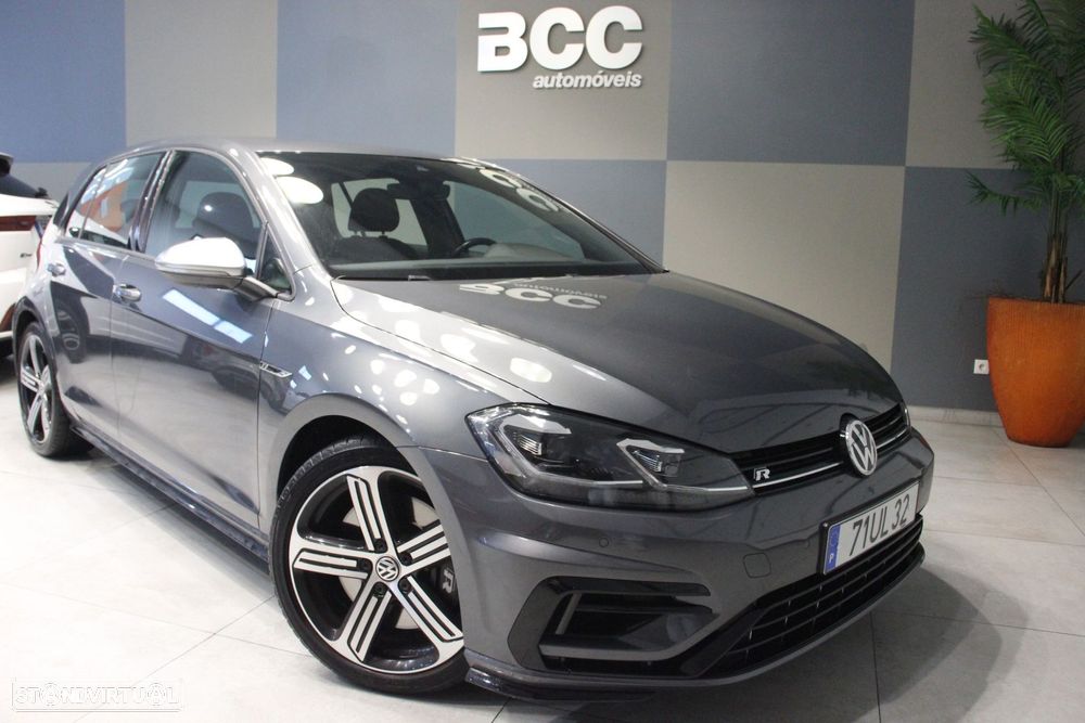 VW Golf 2.0 TSI R - 1