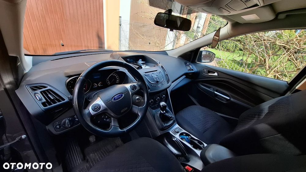 Ford Kuga 2.0 TDCi 2x4 Individual - 8