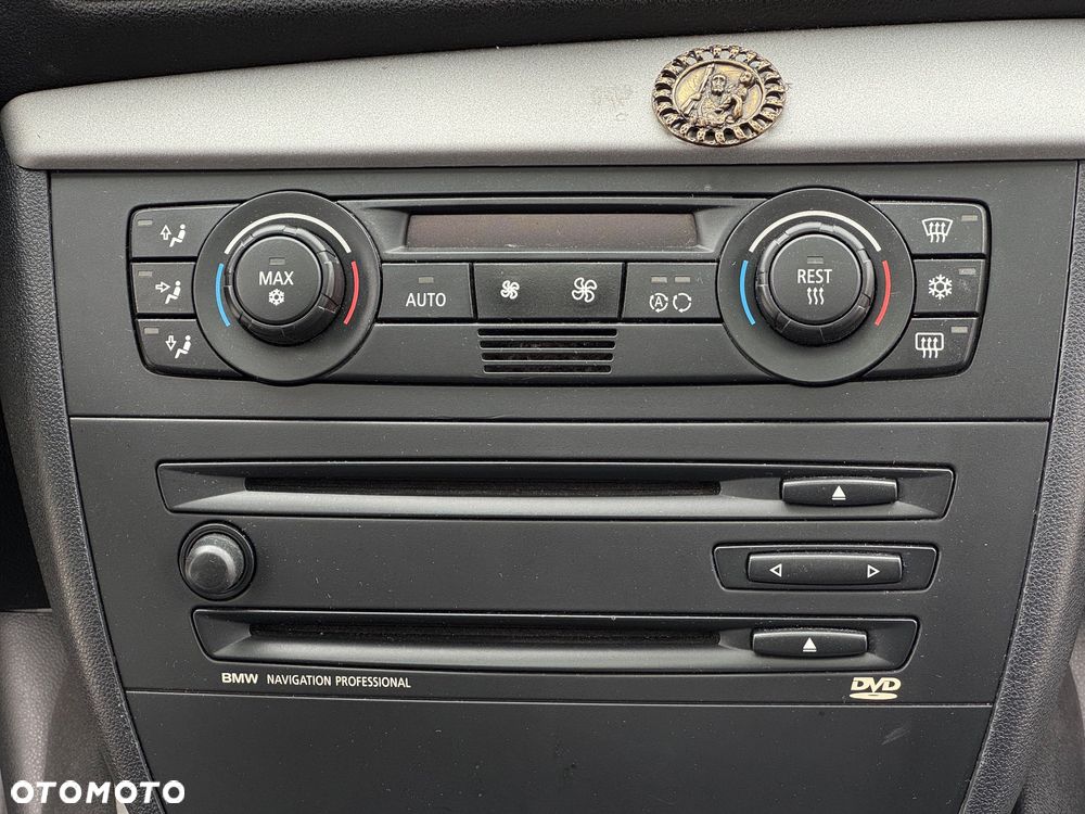 BMW Seria 1 - 23