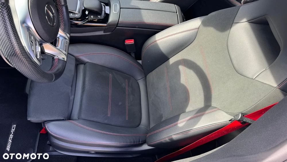 Mercedes-Benz CLA AMG 35 4-Matic 7G-DCT - 11