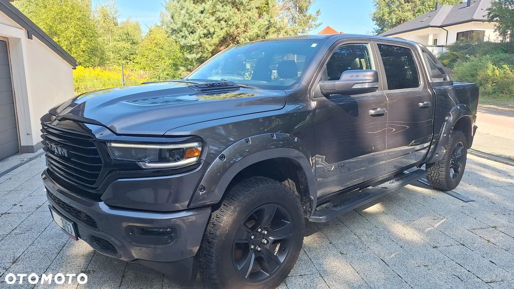 RAM 1500 5.7 Crew Cab Bighorn - 11
