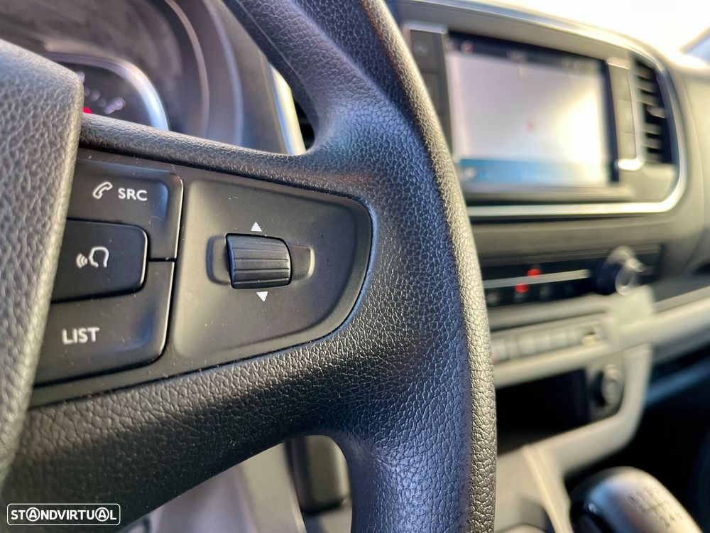 Opel Vivaro 2.0 - 28