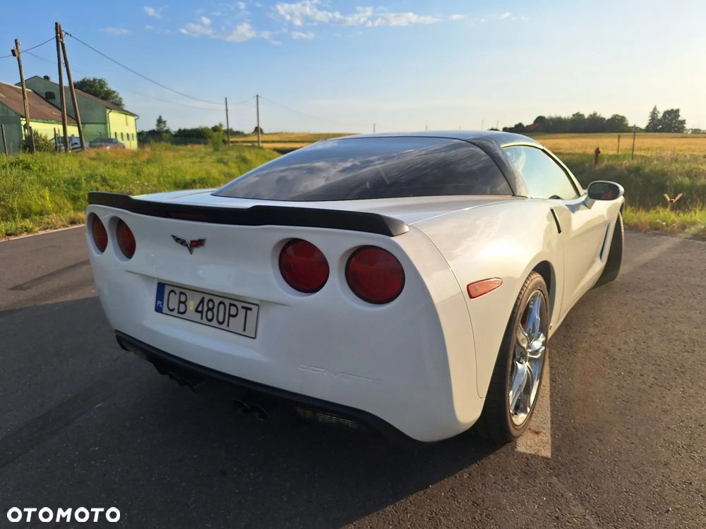 Chevrolet Corvette - 7