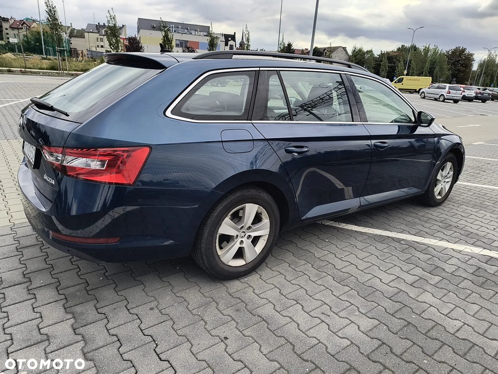 Skoda Superb 1.4 TSI ACT Ambition - 3