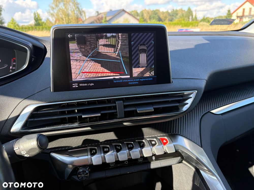 Peugeot 3008 1.2 PureTech Active Pack S&S EAT8 - 22