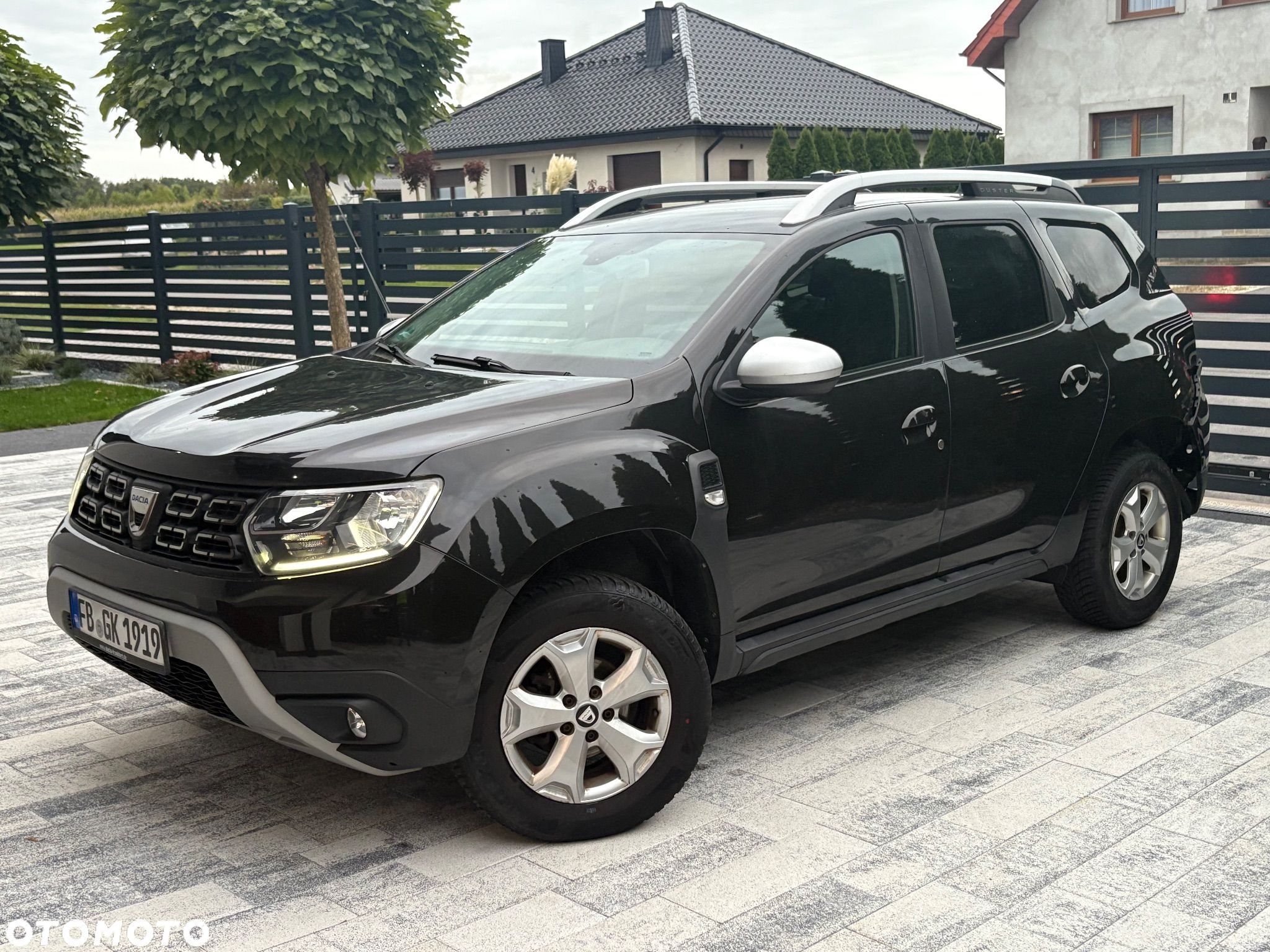 Dacia Duster 1.6 SCe Comfort - 1