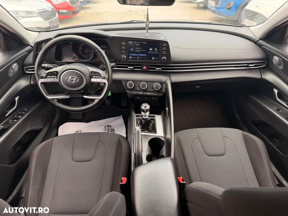 Hyundai Elantra 1.6 l 123 CP 6MT Comfort - 6