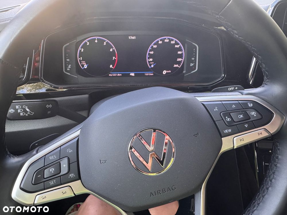 Volkswagen T-Roc 1.5 TSI R-Line DSG - 24