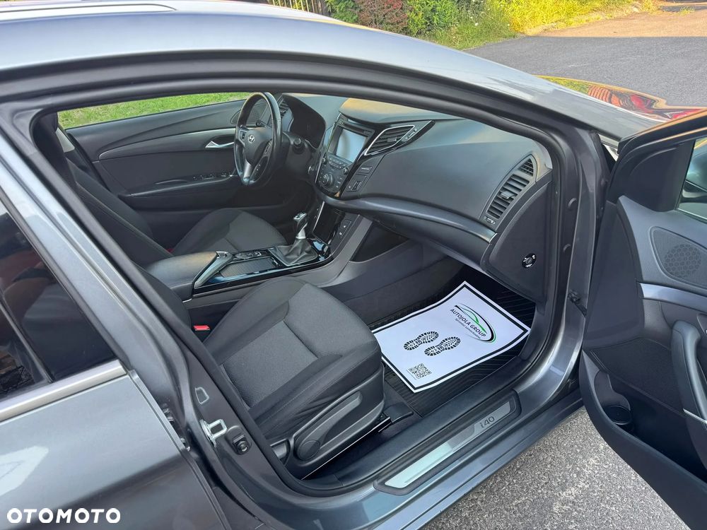 Hyundai i40 - 11