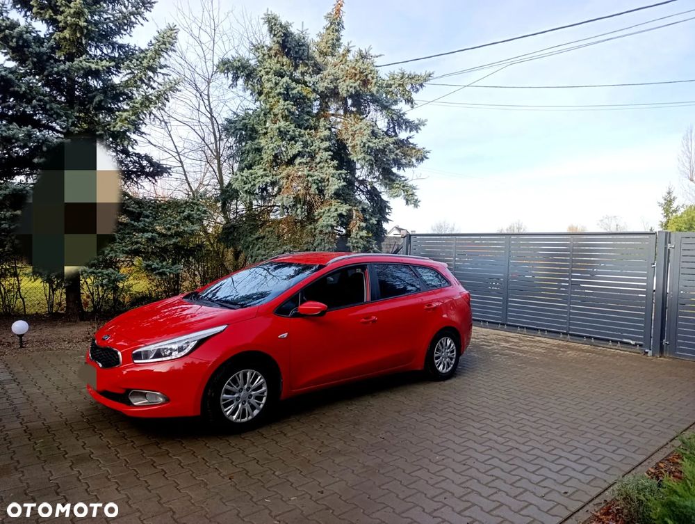 Kia Ceed 1.4 CVVT SW Dream Team Edition - 5