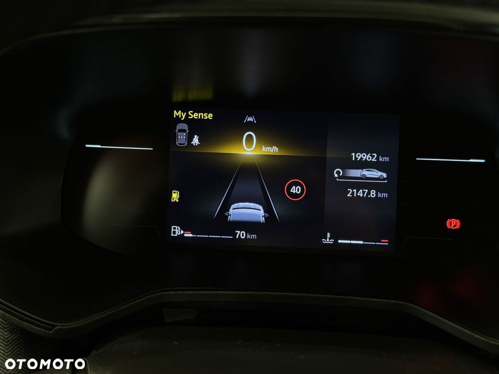 Renault Clio - 16
