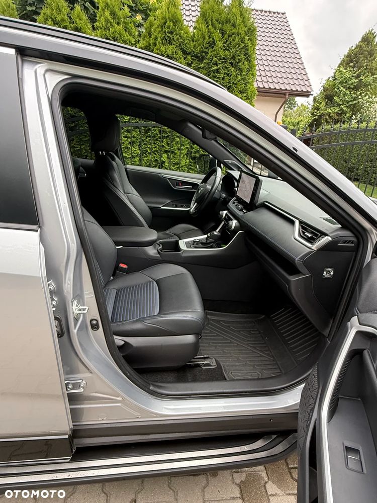 Toyota RAV4 - 30