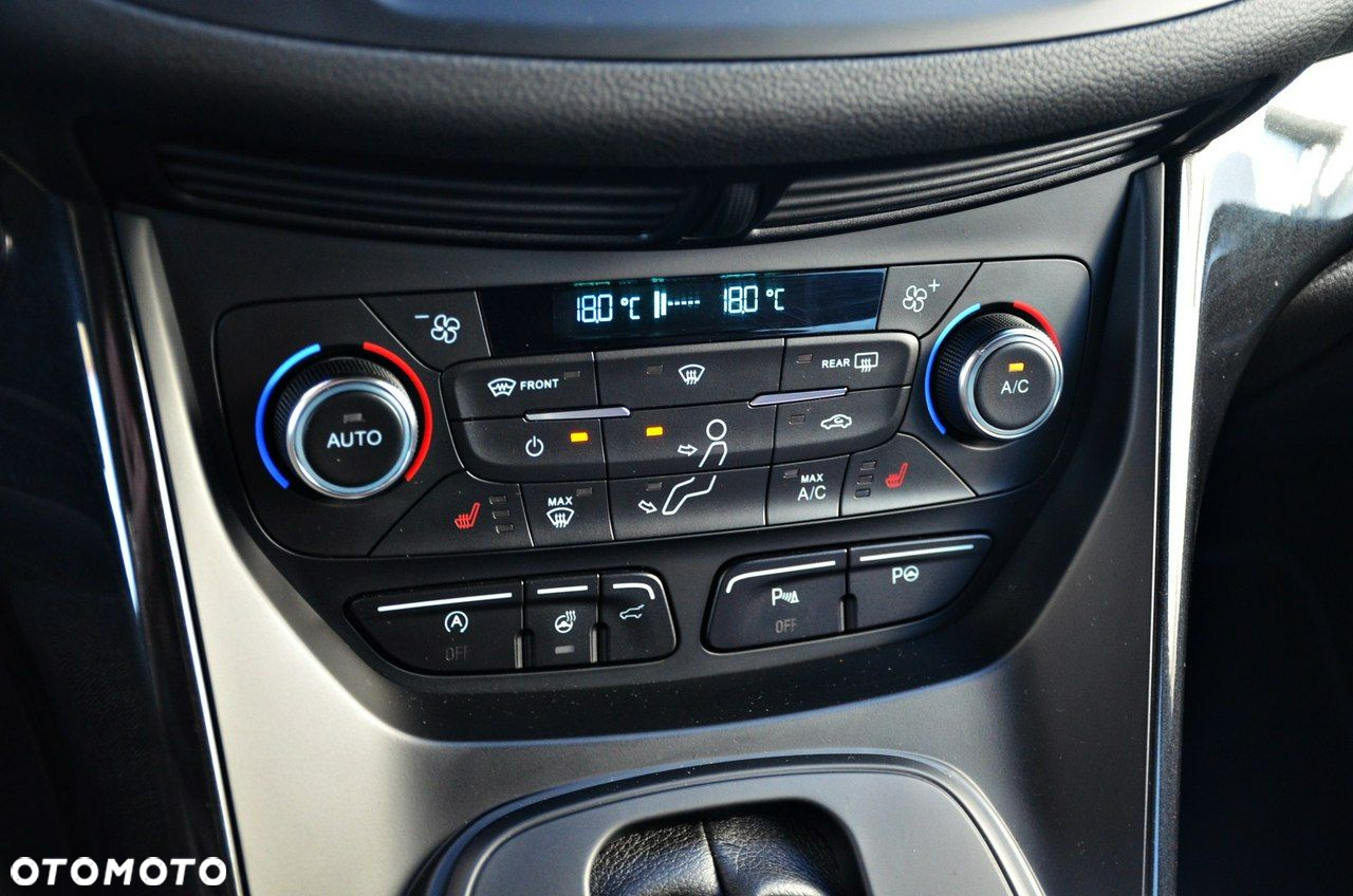 Ford Kuga - 34