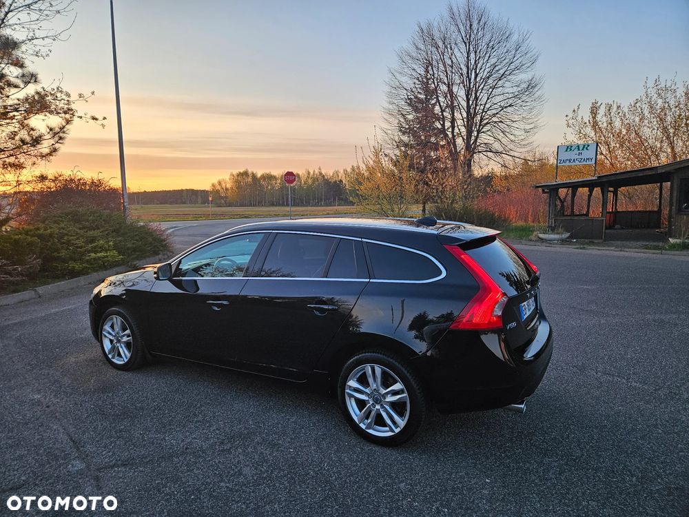 Volvo V60 DRIVe Summum - 13