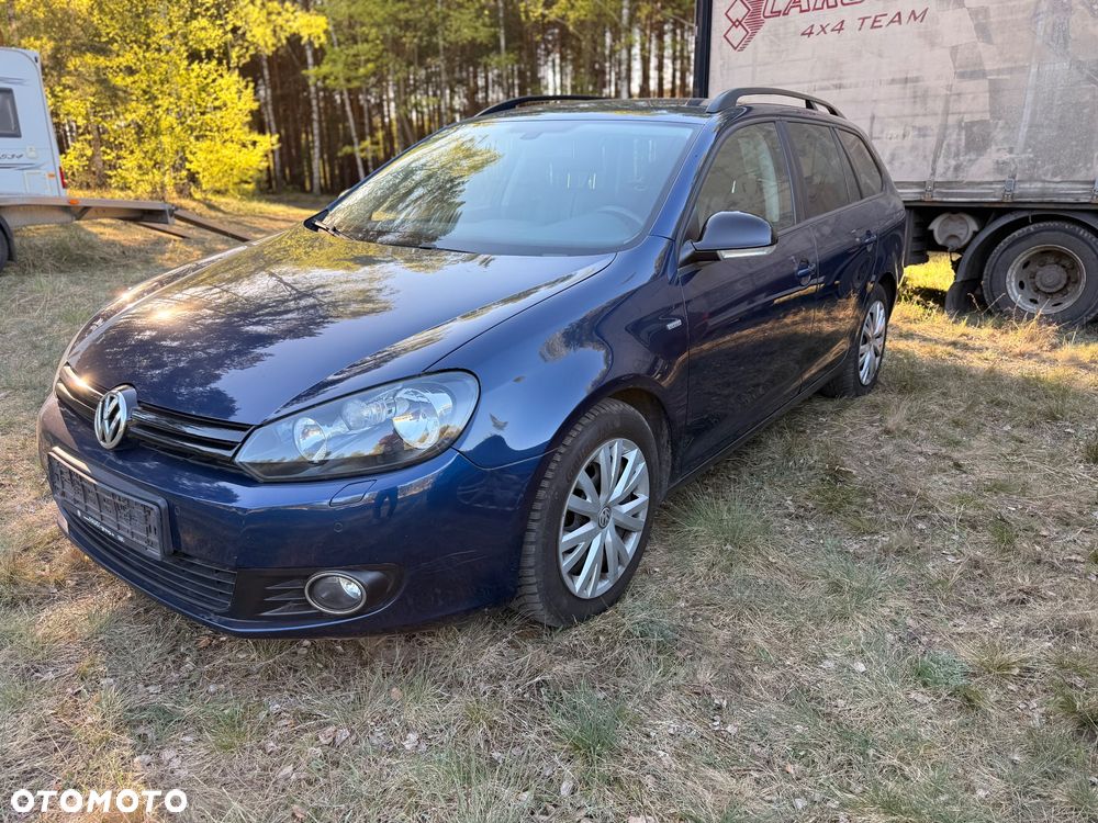 Volkswagen Golf 1.6 TDI DPF BlueMotion Technology MATCH - 4