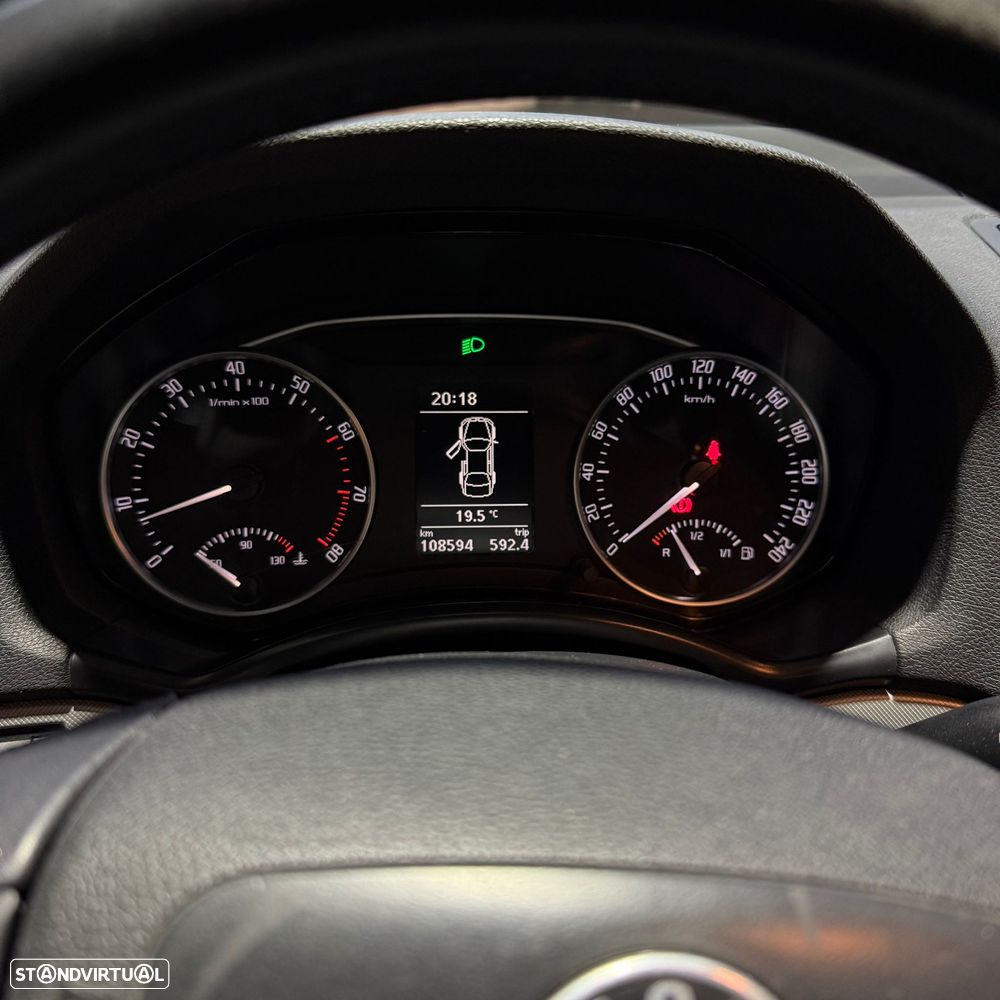 Skoda Octavia Break 1.2 TSi Sportline - 9