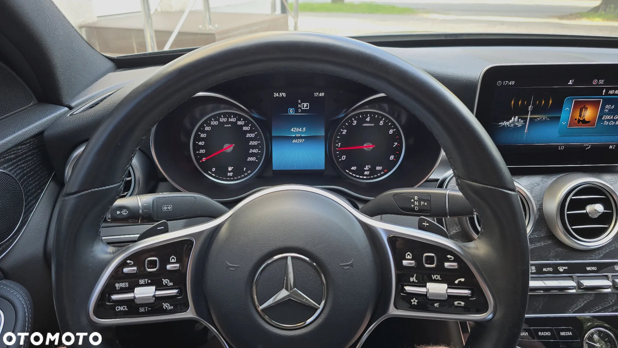 Mercedes-Benz Klasa C 300 9G-TRONIC AMG Line - 21