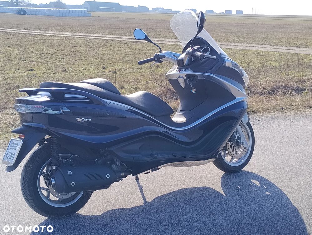 Piaggio X10 - 7