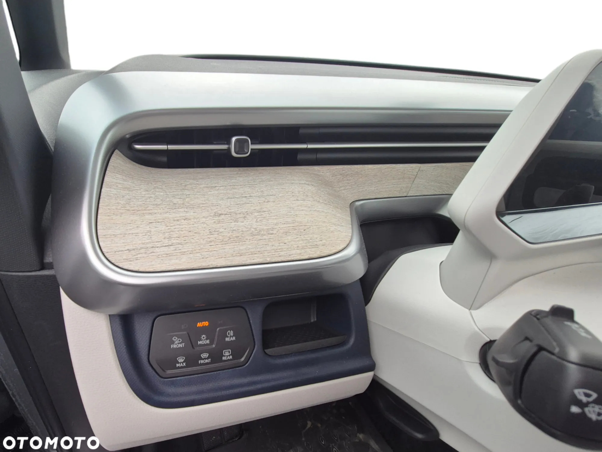 Volkswagen ID. Buzz 82kWh Pro - 9