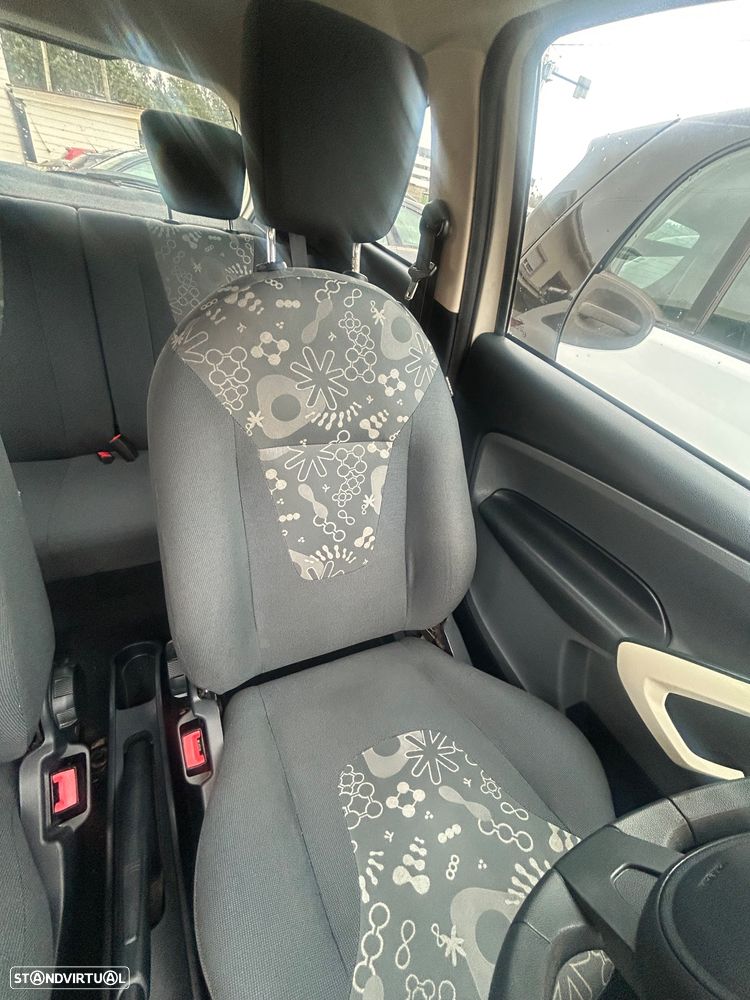 Ford KA 1.2 Trend - 21