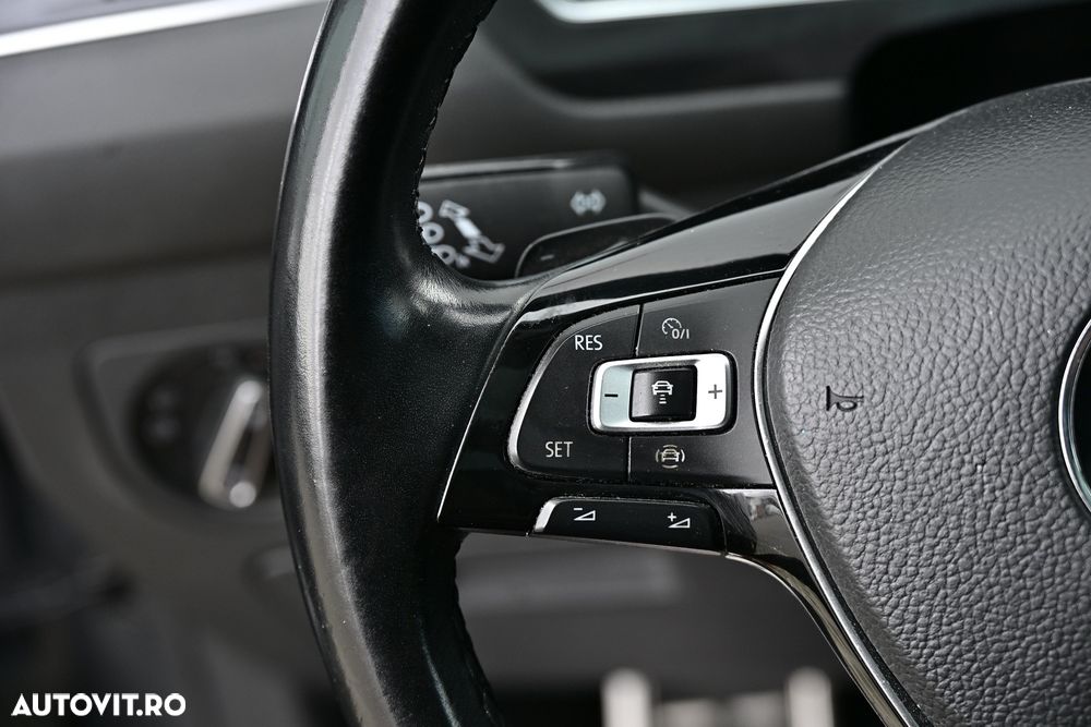 Volkswagen Tiguan 2.0 TDI SCR DSG 4Motion Elegance - 18