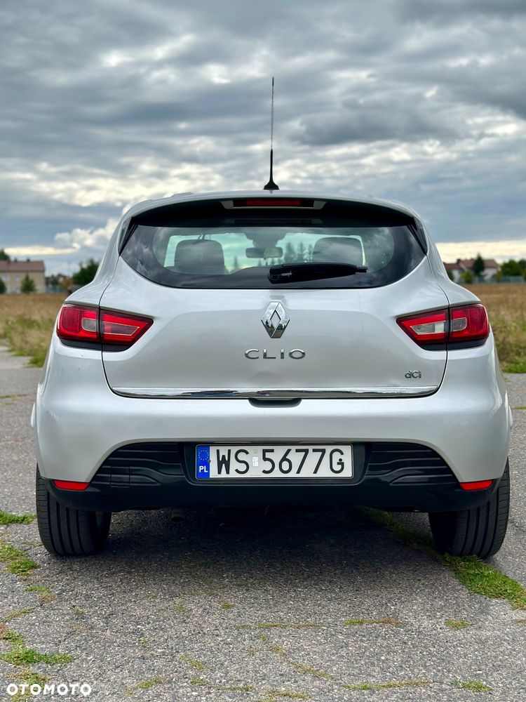 Renault Clio - 8