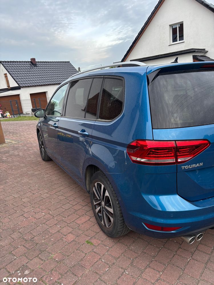 Volkswagen Touran 2.0 TDI SCR DSG IQ.DRIVE - 9