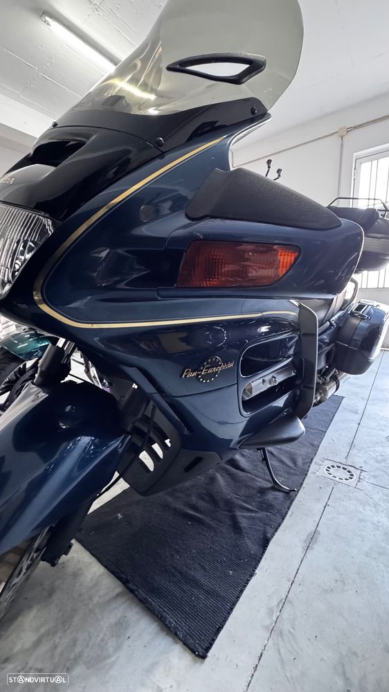 Honda Pan European ST 1100 - 9