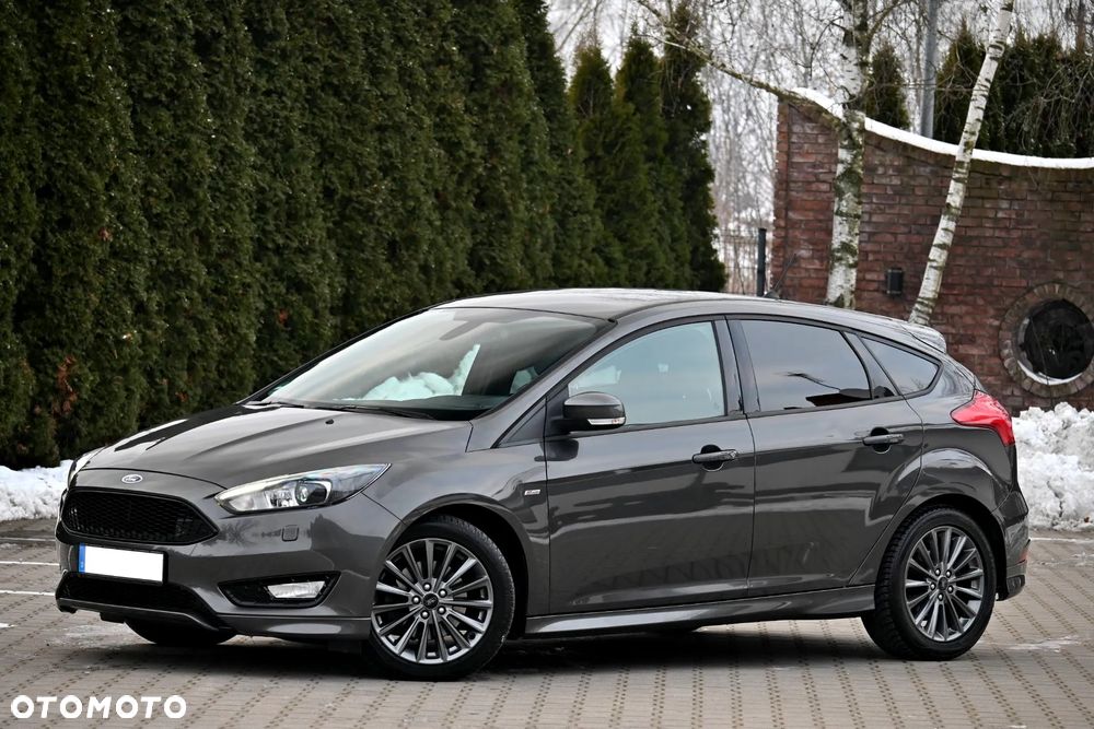 Ford Focus 1.5 EcoBoost ST-Line - 5