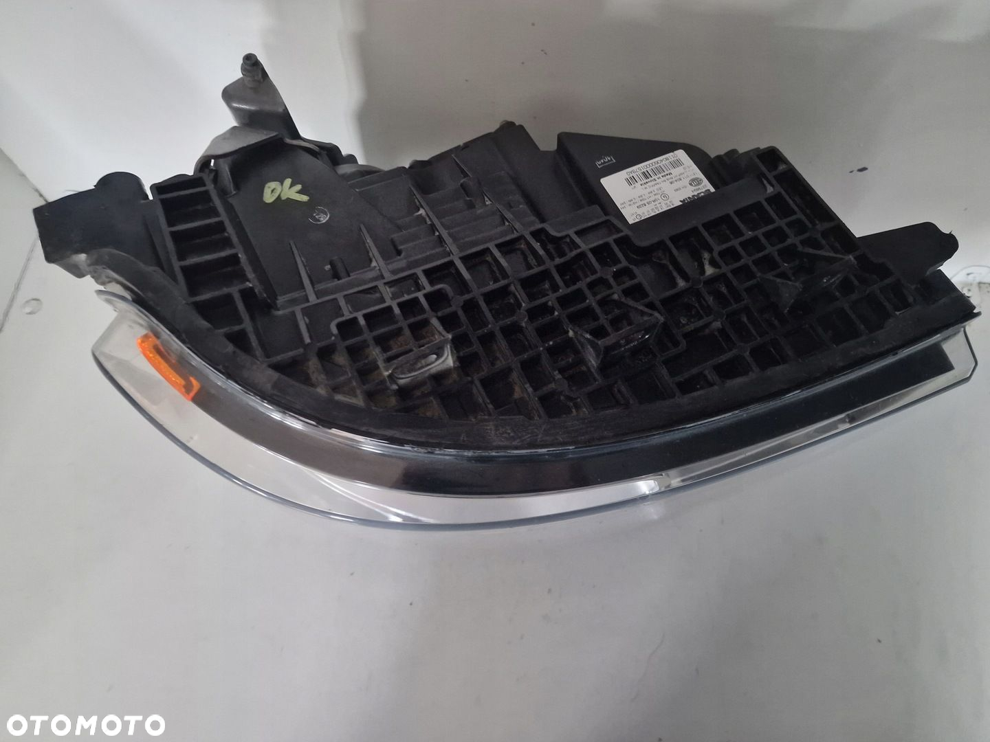 Lampa Reflektor Zawias Prawy Scania R S NTG NGS 2379894 - 2