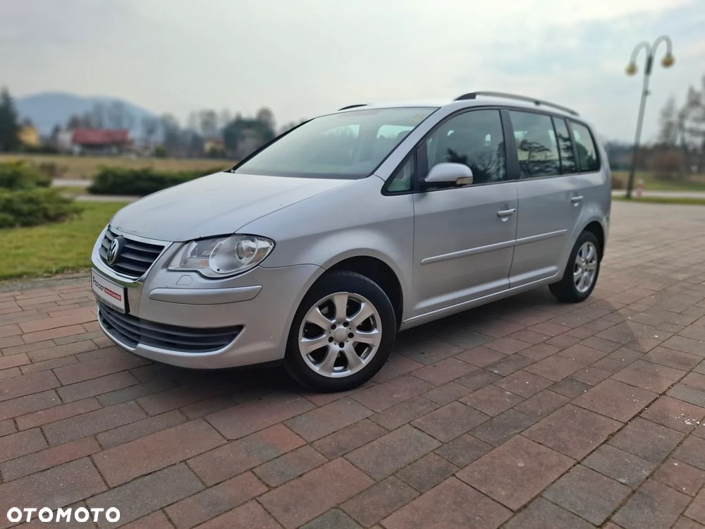 Volkswagen Touran 1.9 TDI DPF Highline - 1