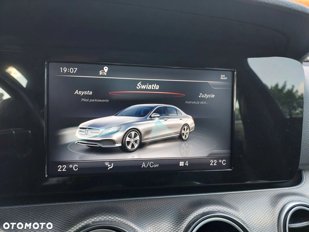 Mercedes-Benz Klasa E 220 d 9G-TRONIC - 9