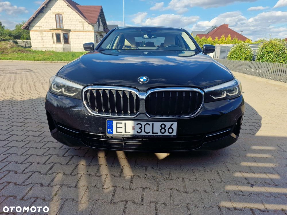 BMW Seria 5 518d mHEV Luxury Line - 3