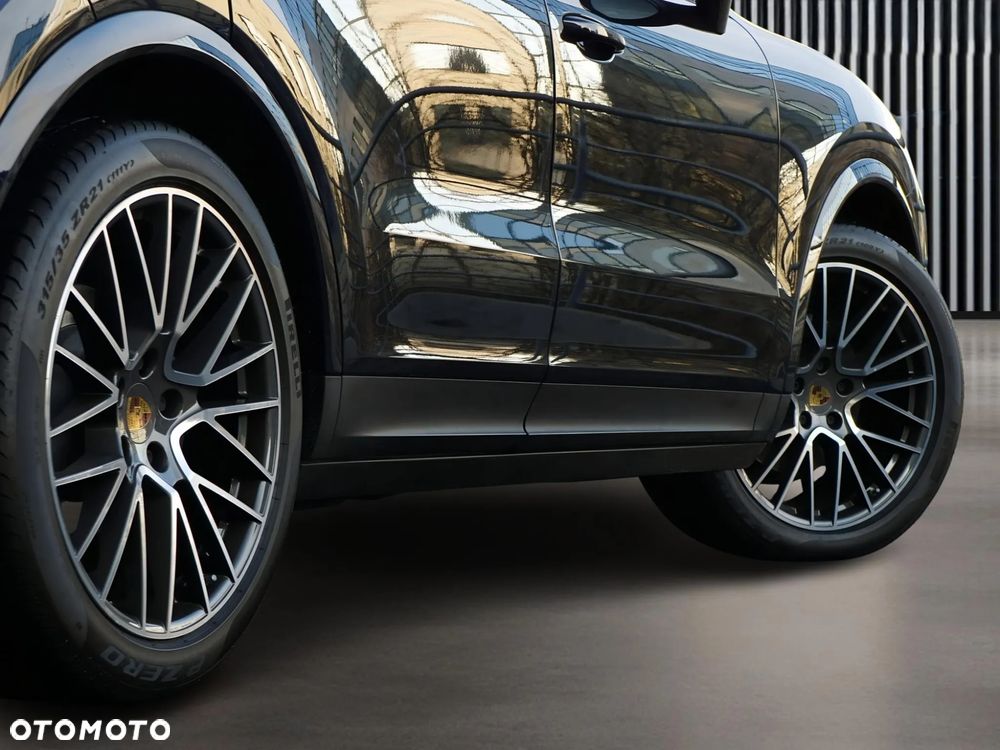 Porsche Cayenne Standard - 12