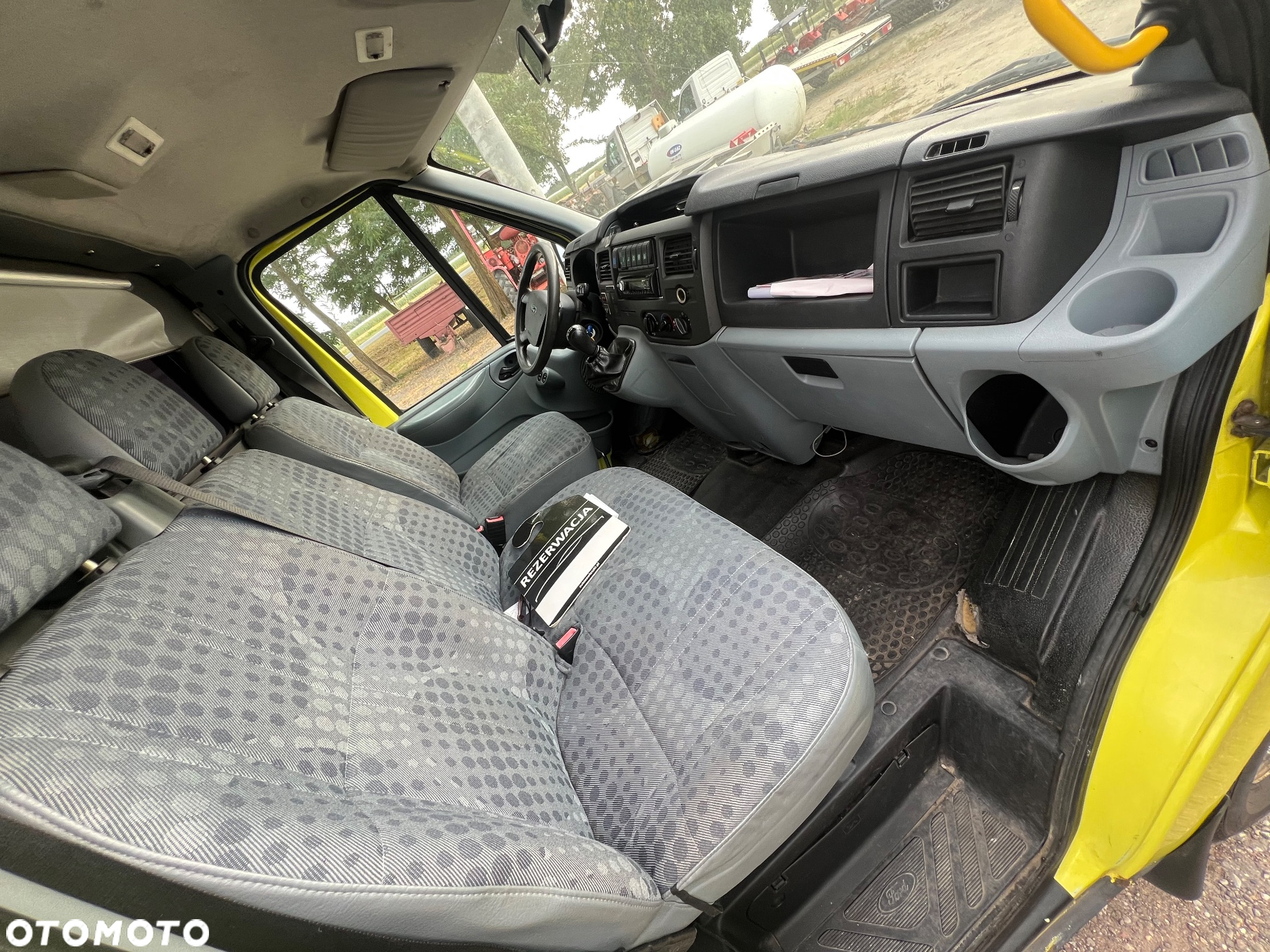 Ford Transit 2,3 benzyna z gazem, tył napęd - 12