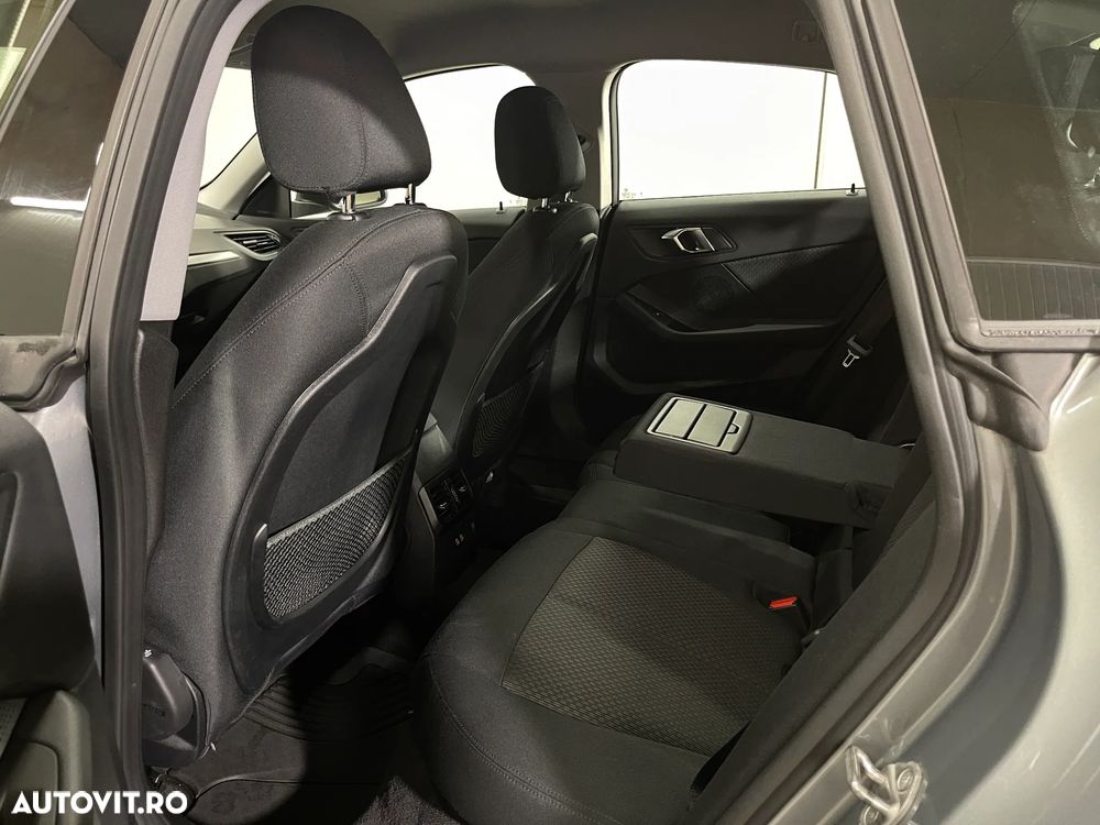 BMW Seria 2 218d Aut. Advantage - 12