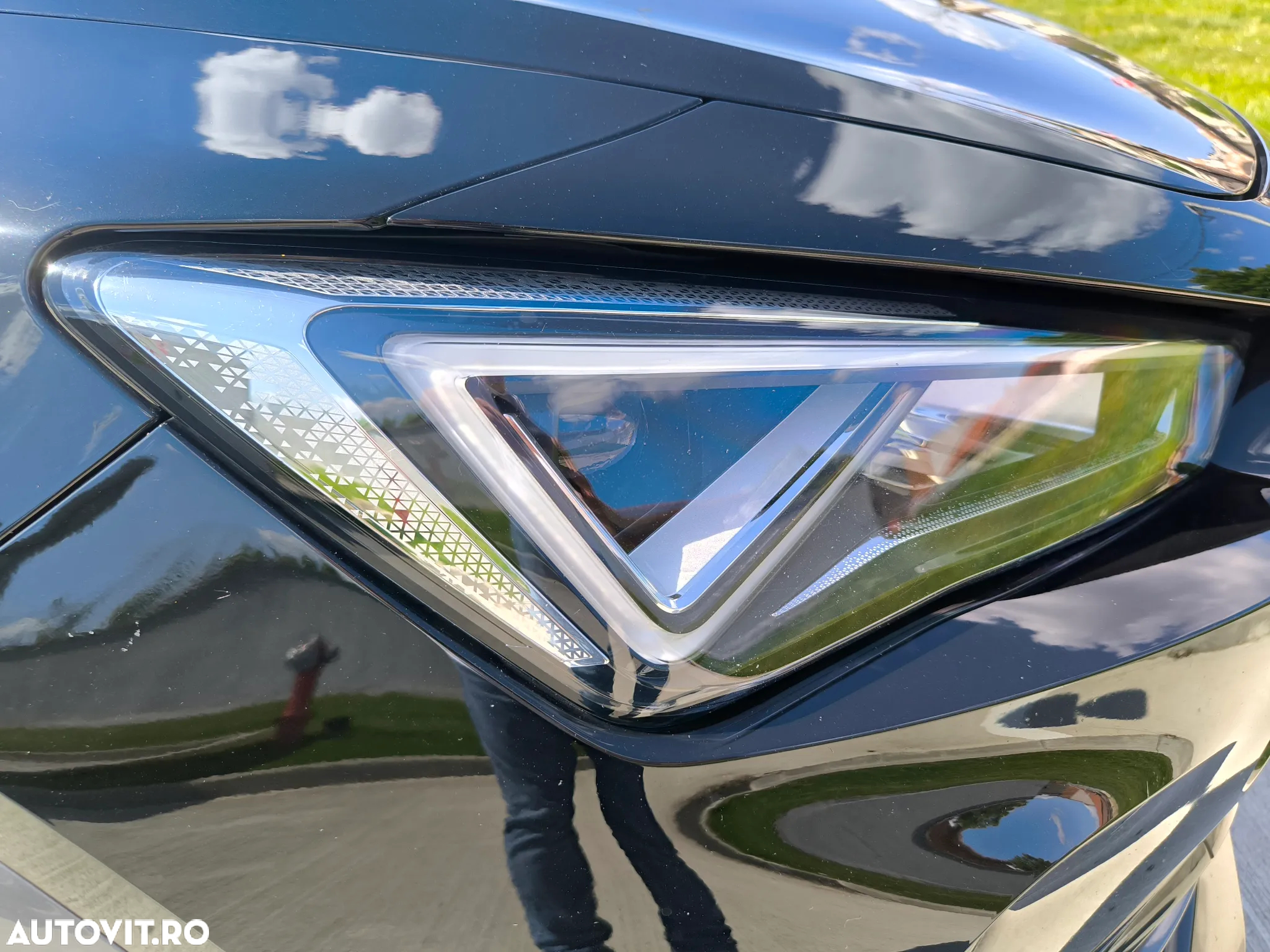 Cupra Formentor VZ 1.4 e-Hybrid DSG Priority - 3