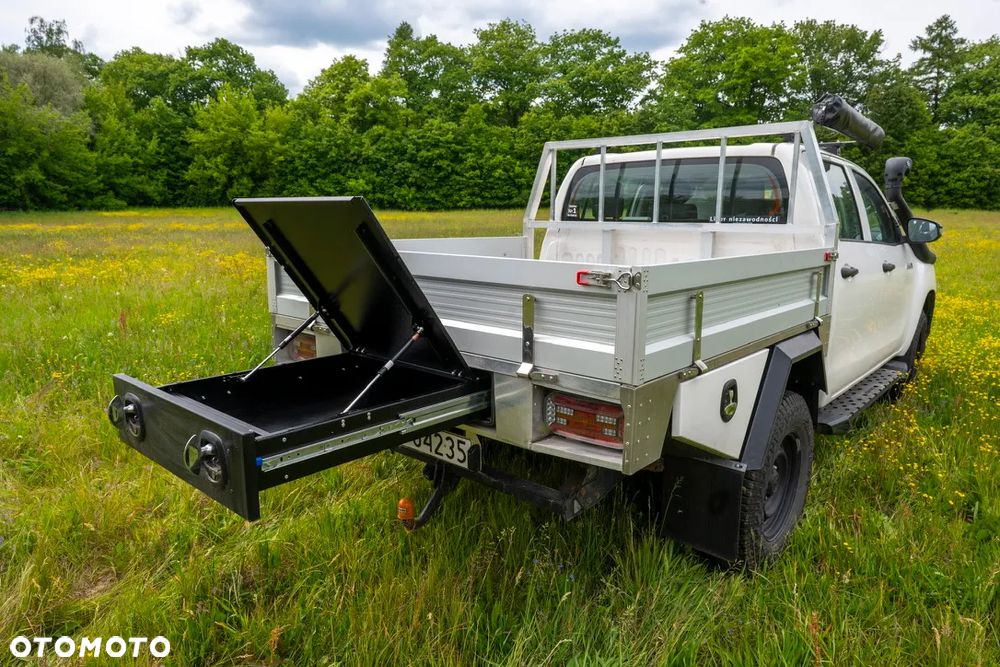Toyota Hilux - 6
