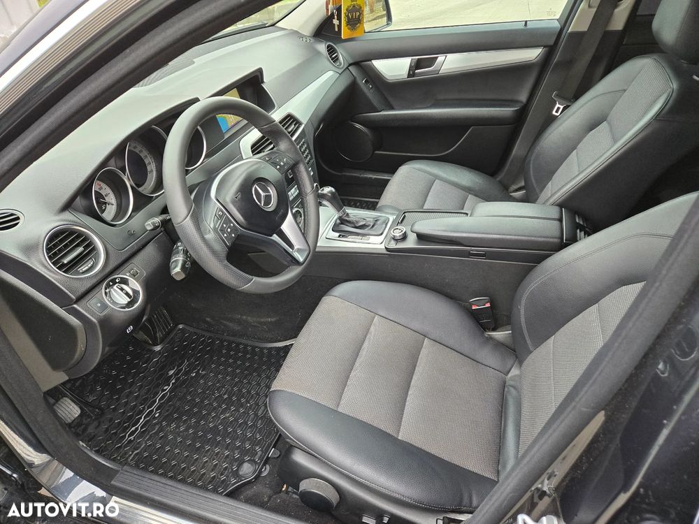 Mercedes-Benz C - 6