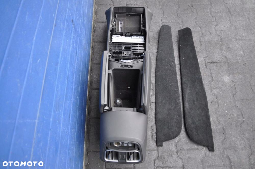 LEVANTE SQ4 FOTELE KANAPA BOCZKI SKÓRA TUNEL 19R - 16