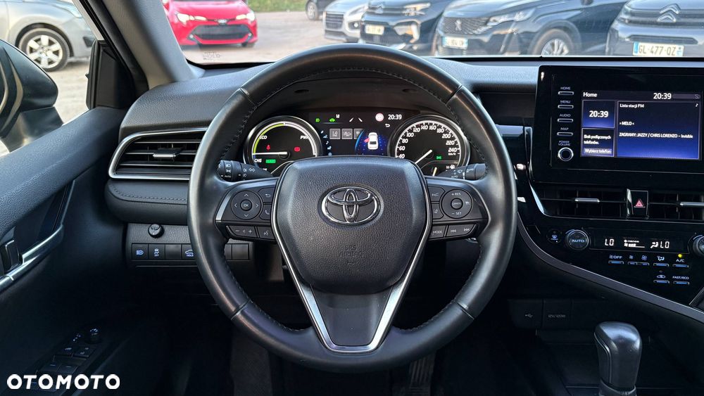 Toyota Camry 2.5 Hybrid Comfort CVT - 22