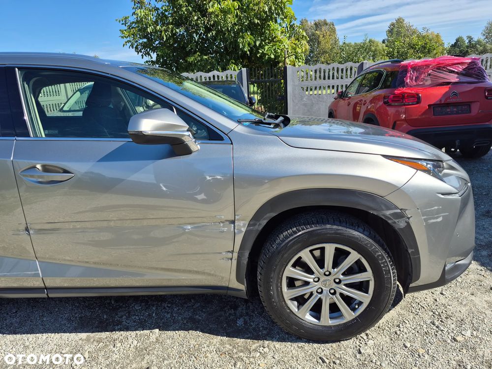 Lexus NX 300h Elite AWD - 25