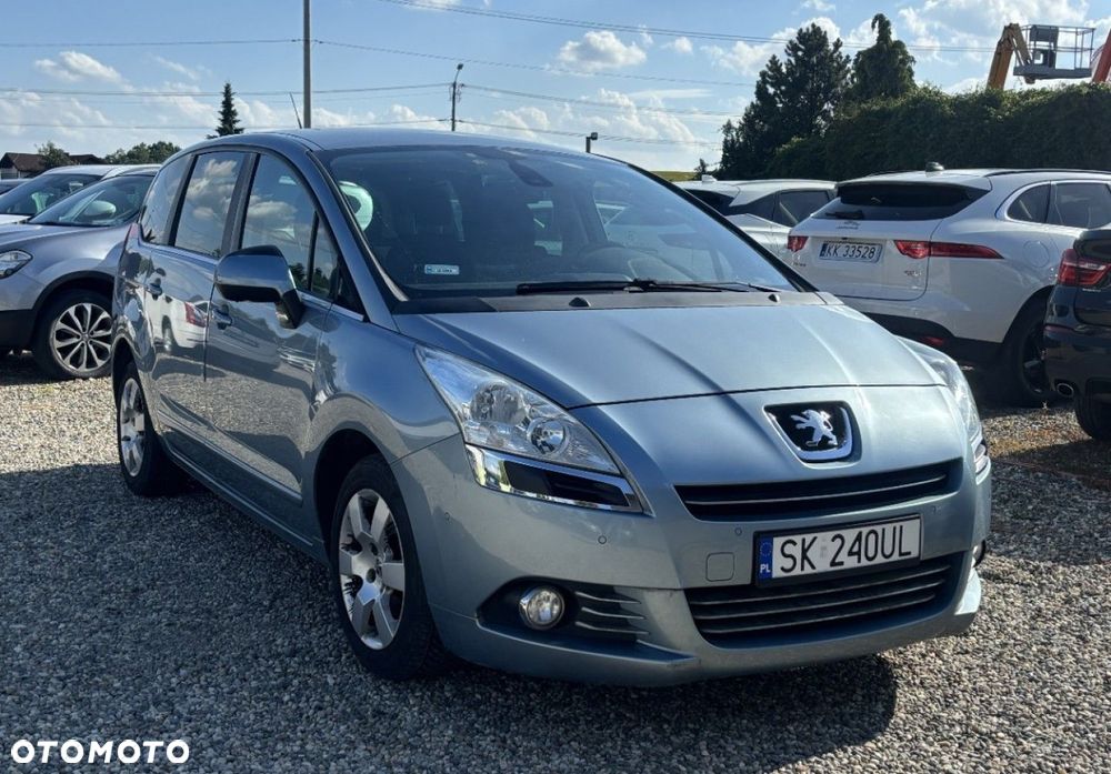 Peugeot 5008 - 10