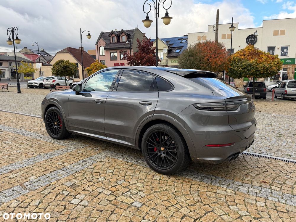 Porsche Cayenne - 5