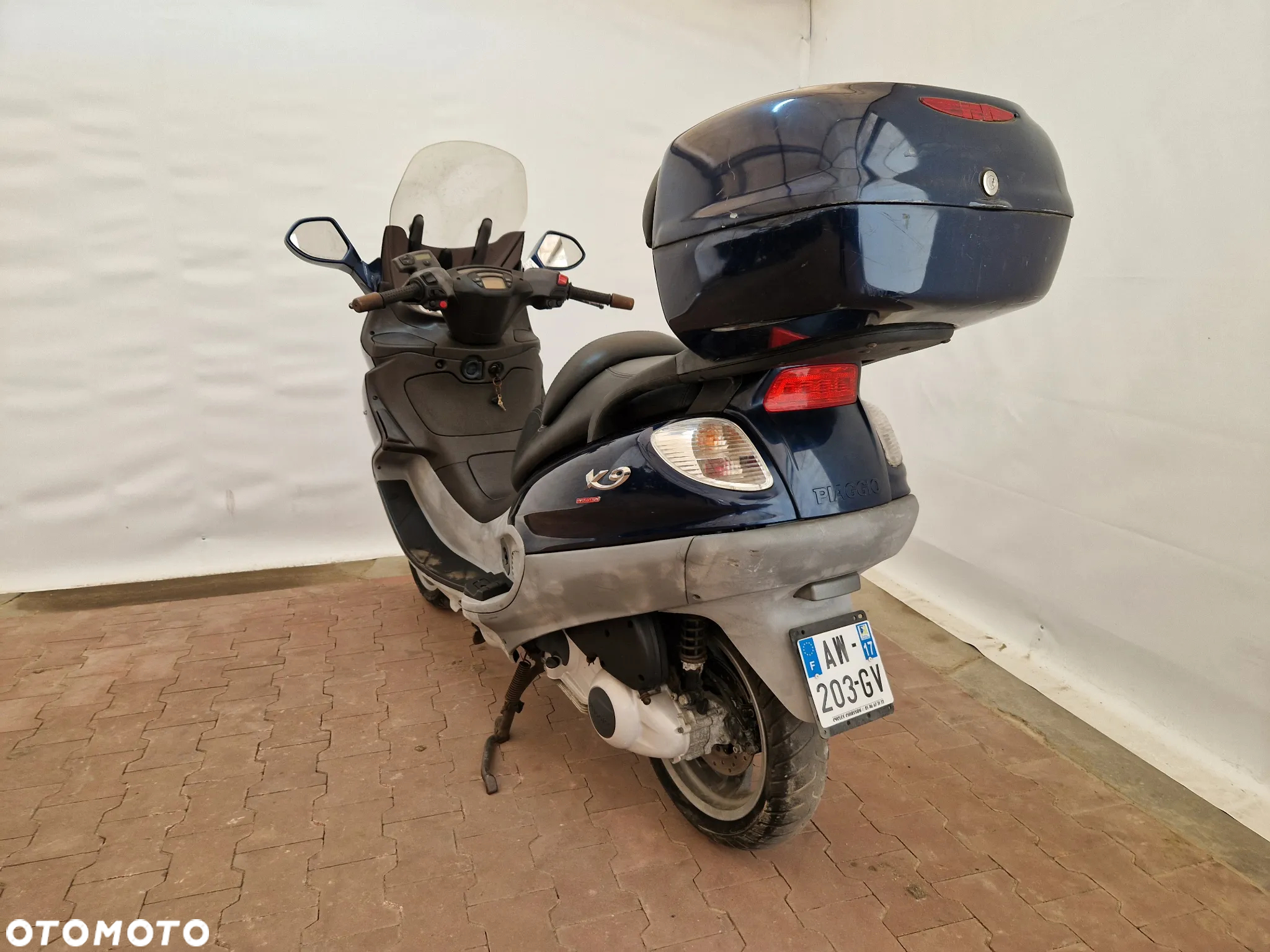 Piaggio X9 - 7