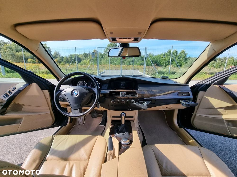 BMW Seria 5 - 16