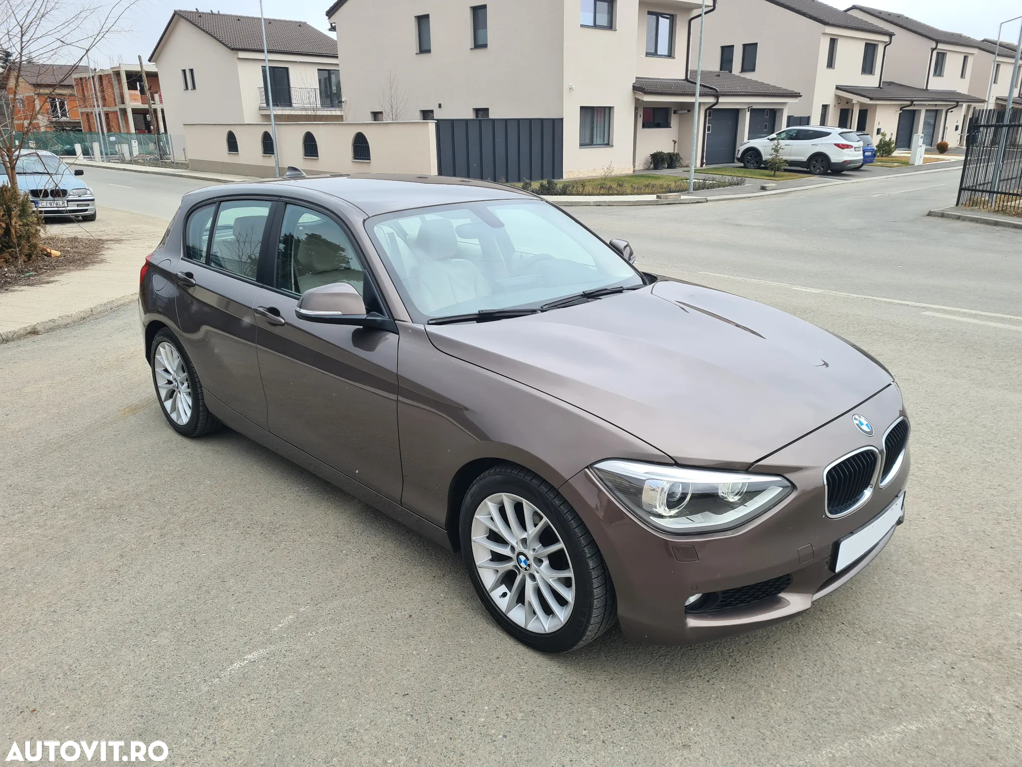 BMW Seria 1 116d EfficientDynamics Edition Sport Line - 2