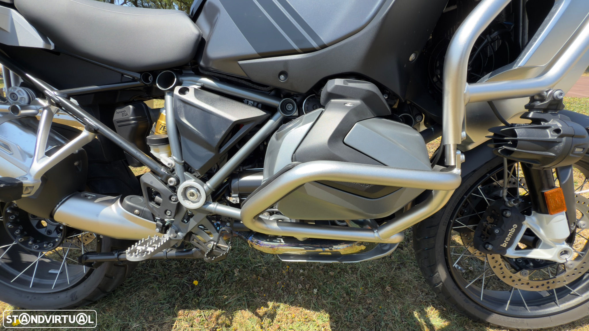 BMW R 1250 GS Adventure Triple Black - 9