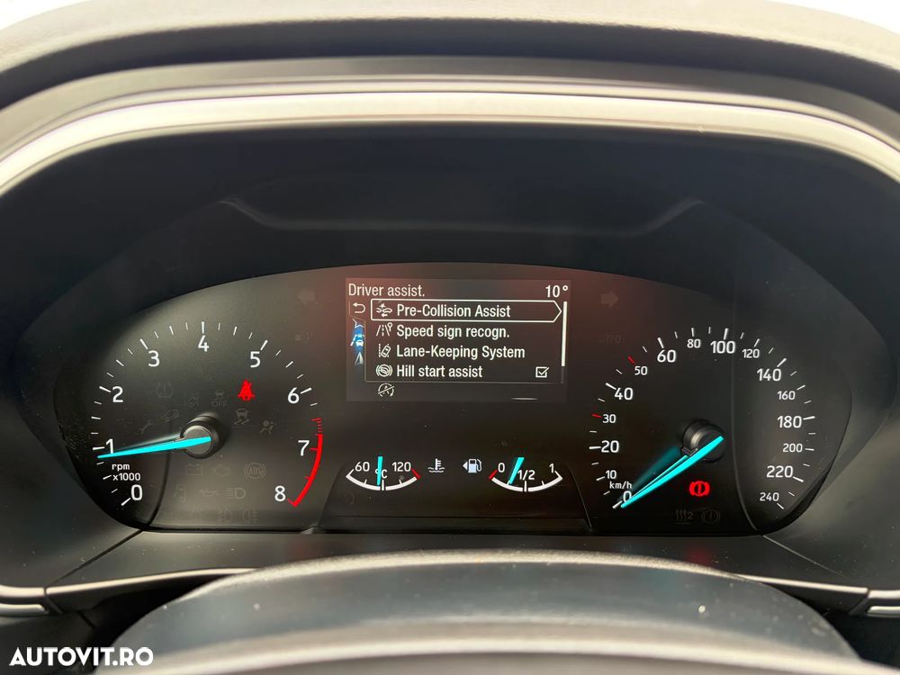 Ford Focus 1.0 EcoBoost Titanium Business - 12