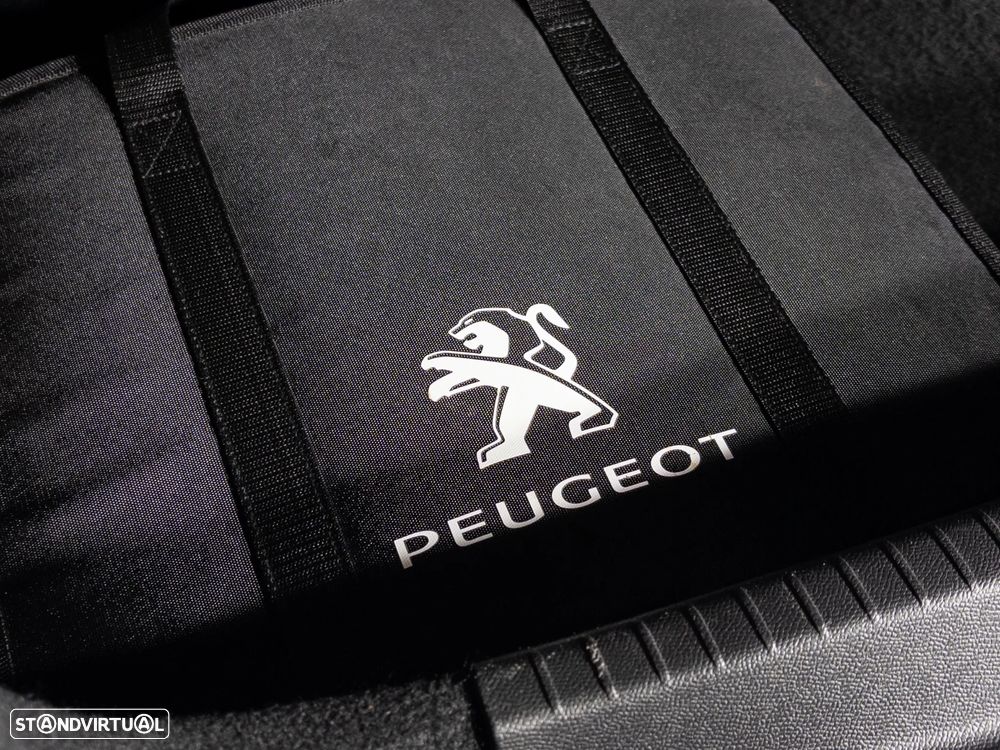 Peugeot e-208 50 kWh Allure Pack - 24